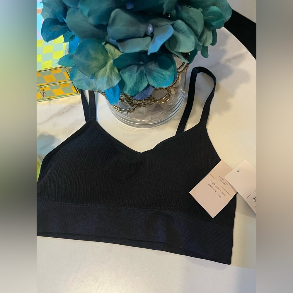 Auden Black Ribbed Bralette lightly line - Picture 4 of 7